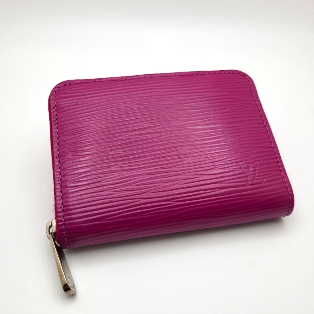 LOUIS VUITTON LV Epi Zip Magenta Compact Wallet / Coin Purse